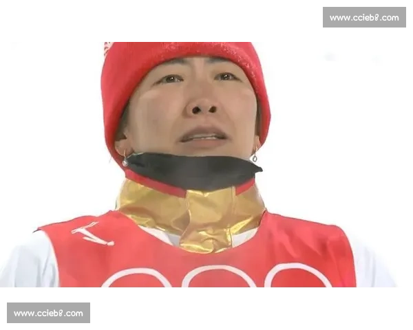 泪目！游戏里的恩怨情仇，颁奖台上终于迎来温情一刻！